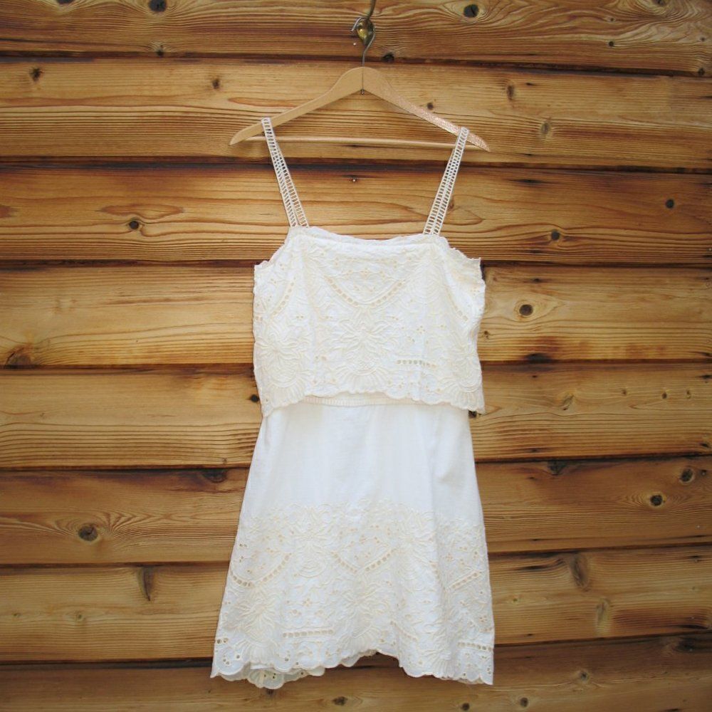 NWT Chelsea & Violet Cream Dress